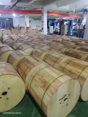 ADSS 12 24 envergures 100m 200m Armid de 48 noyaux bavarde le câble optique extérieur de fibre