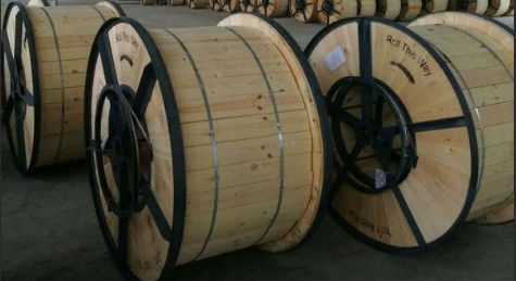 GYTA33 GYTS33 fil d'acier câble blindé en fibre optique