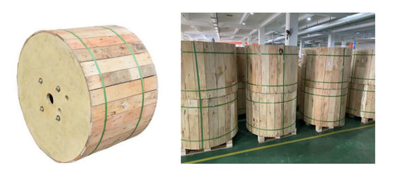 Cable en fibre optique extérieur GYXTW à 12 cœurs avec d'excellentes performances mécaniques et environnementales