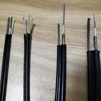 Le câble optique à fibre optique 8/12/24/48 est un câble aérien extérieur de base GYTC8Y/GYTC8S/GYTC8A/GYXTC8A/GYXTC8Y.