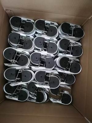 Serre à suspension galvanisée pour câble ADSS de qualité supérieure