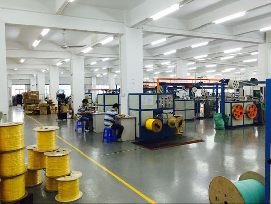 Câble optique d'intérieur de fibre 1core 0.9mm de tampon serré recto du SM millimètre Om3 Om4 Om5