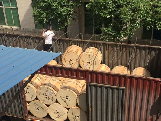 GYFXTY extérieur 2 4 câble optique de fibre de 6 noyaux pour la télécommunication