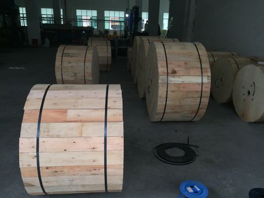 Câble optique extérieur blindé GYTA de fibre de mode unitaire de 6 noyaux d'OIN