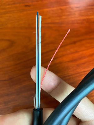 Câble optique autosuffisant de fibre Losse de tube simple d'ASU80